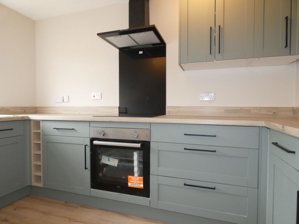 Kitchen- click for photo gallery